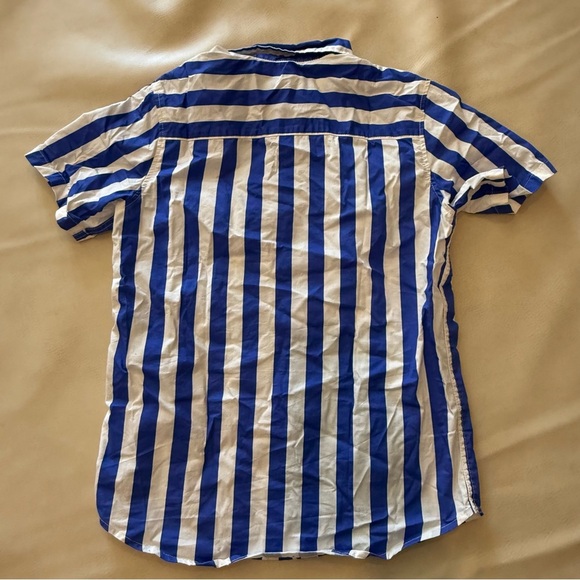 Boy button down shirt bundle H&M, cactus, denim & flower - Picture 4 of 11